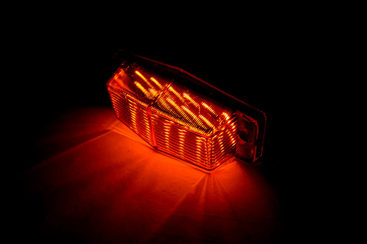 Universal LED Side Marker / Indicator – Amber Light, 12/24V, 130 x 60 x 40 mm, suitable for Mercedes Sprinter Style