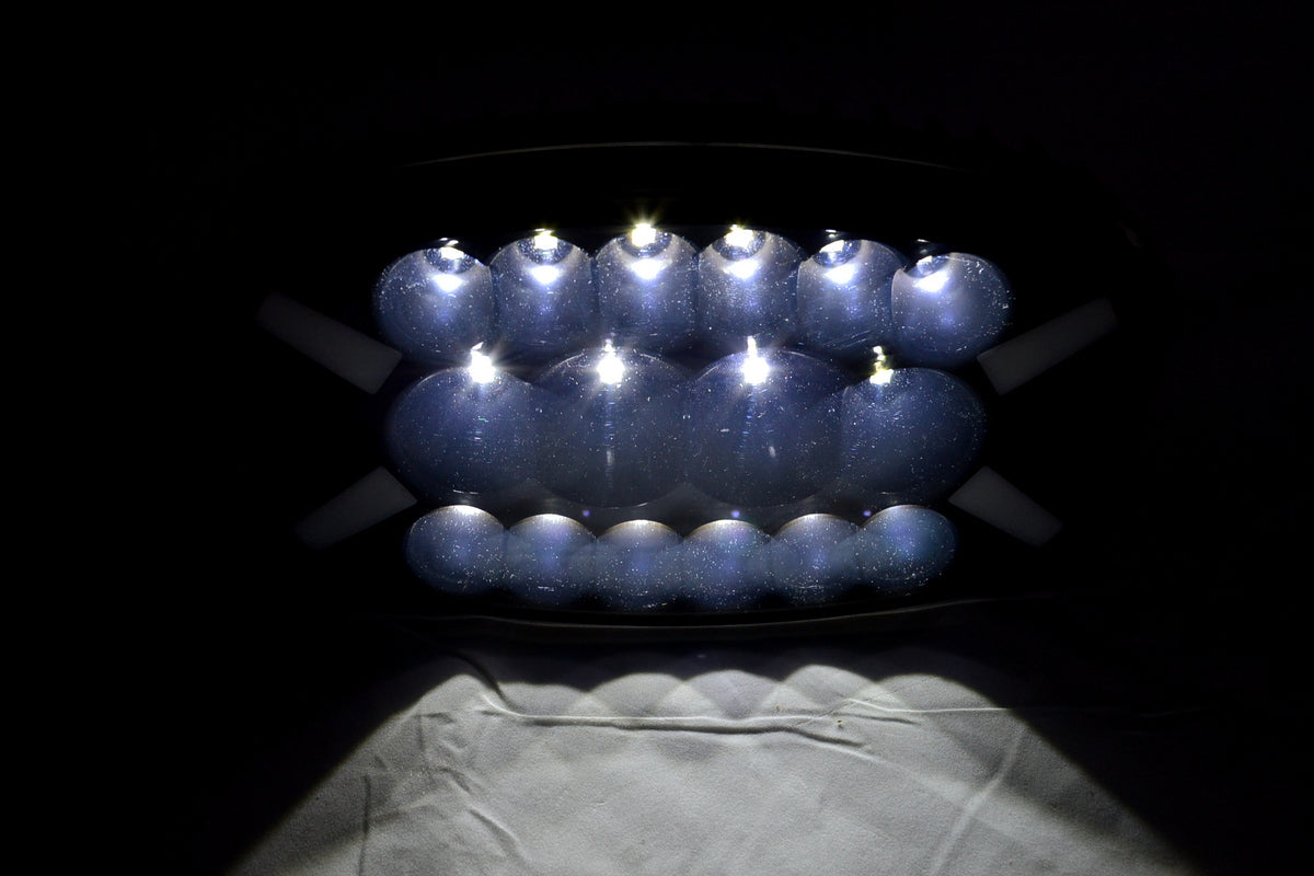 Feu combiné halogène ovale avec DRL néon, 16 LED, 12/24 V, 250×140×70 mm