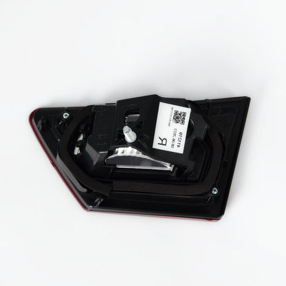 Ляв стоп – подходящ за Renault Clio IV 2012–2020, заден капак, без държач за крушки