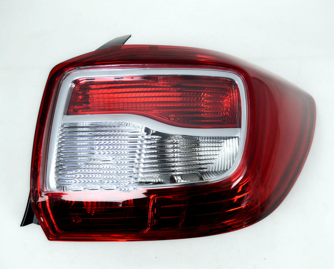 Десен стоп фар – подходящ за Renault Symbol 2013+, RH