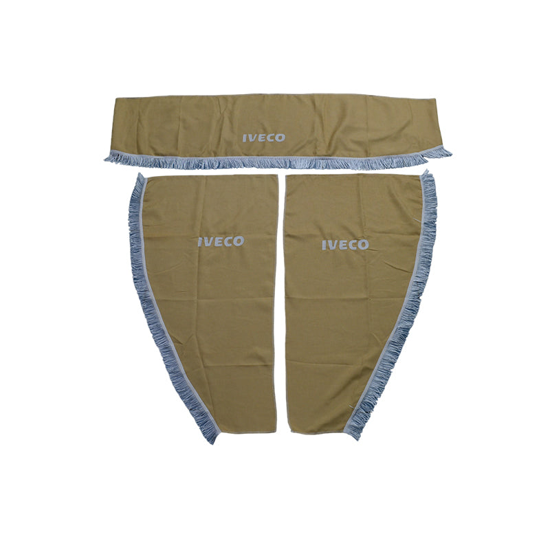 Rideaux beige pour camion adaptés pour Iveco – Jeu de 3 pièces avec pompons blancs et emblème