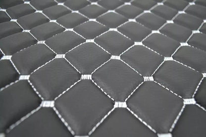 Tapis de sol en cuir synthétique (éco-cuir) – adapté pour Scania 4 Series, noir avec surpiqûres blanches, 1995–2004