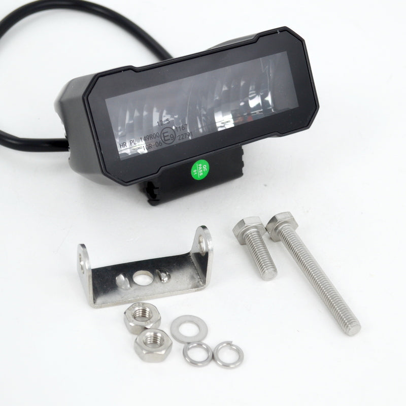 Projecteur de travail LED avec feux de jour et clignotant, 20 W, 12/24 V, homologué E, 50 × 50 × 65 mm