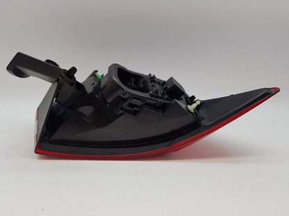 Десен стоп за Renault Clio IV – 2012–2020 г., монтаж на купето, без фасунга