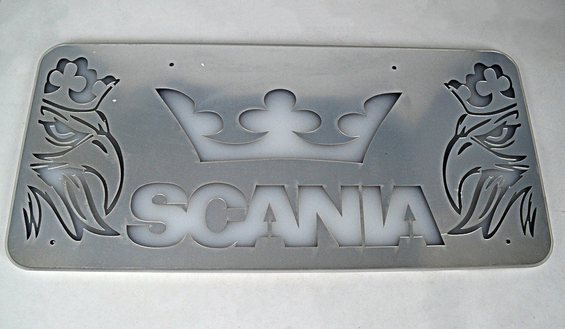 LED табела за огледало, подходяща за Scania – 12/24 V, 750 x 350 x 18 mm, червена