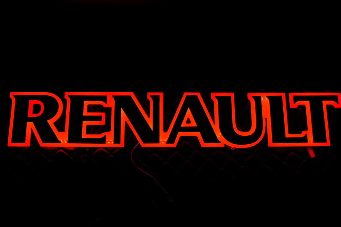 Осветена емблема за решетка – червено осветление, 24V, подходяща за Renault