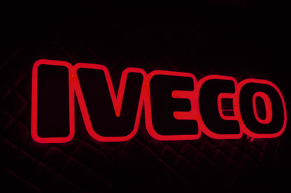 Φωτιζόμενη πινακίδα μάσκας – Κόκκινος φωτισμός, 24V, 60×13×2 cm, κατάλληλο για Iveco