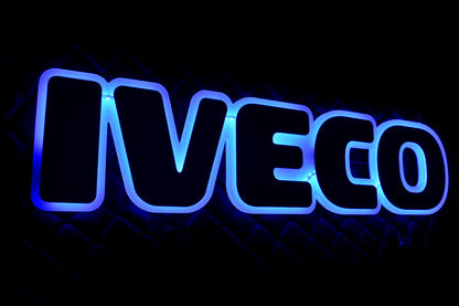 Enseigne de calandre éclairée – adaptée pour Iveco, lumière bleue, 24 V, 60×13×2 cm