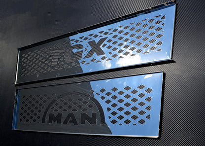 3D Front Grille – suitable for MAN TGX, Built-In, Without Sensor, Polished Stainless Steel