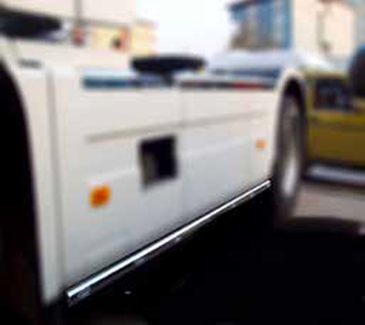 Side Roll Bar – 2-Piece Set, Left and Right, Suitable for Volvo FH2/FH3