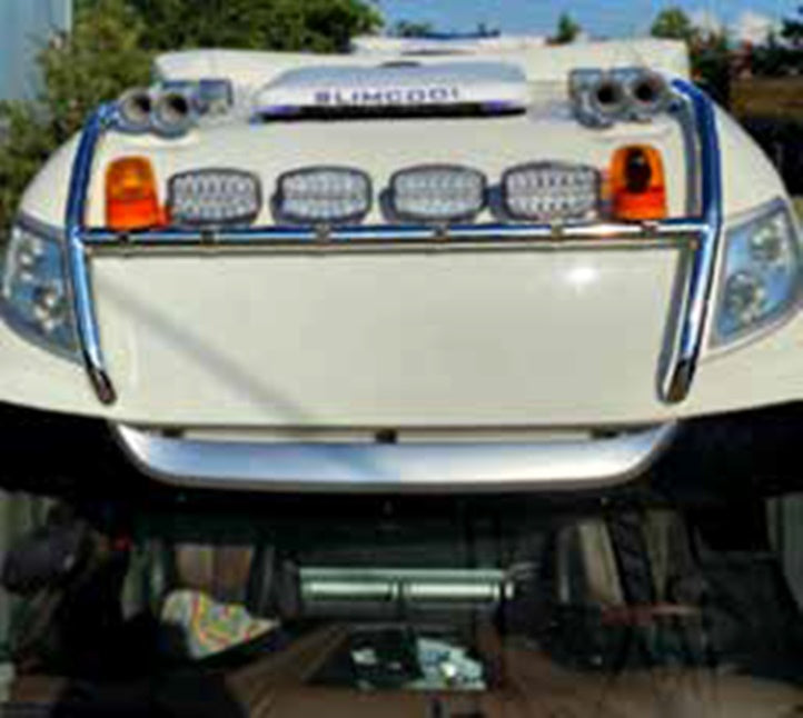 Upper H-Type Roof Bull Bar – suitable for DAF XF105/XF106, Stainless Steel, 60 mm