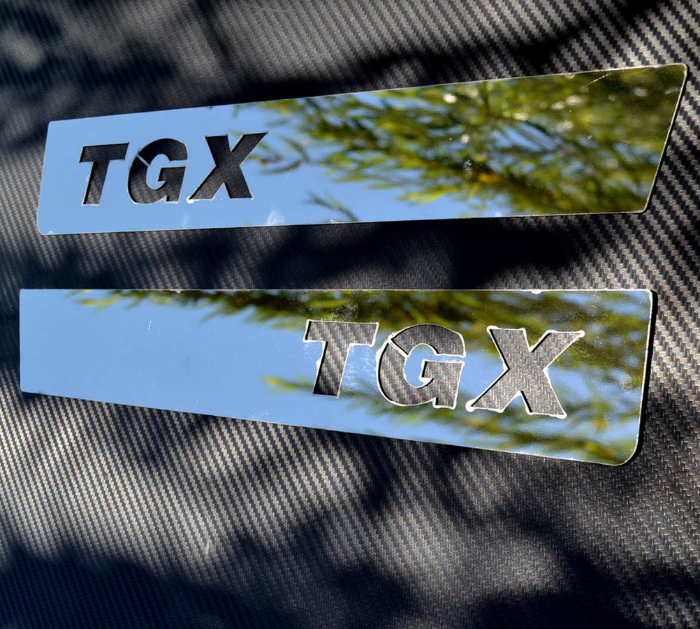 Stainless Steel Door Lower Edge Decoration – suitable for MAN TGX 2021+, 2 Pieces, 375 x 60 mm