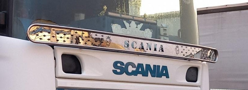 Tubular Stone Catcher Decoration – Front Wiper Area, suitable for Scania R 2004–2016