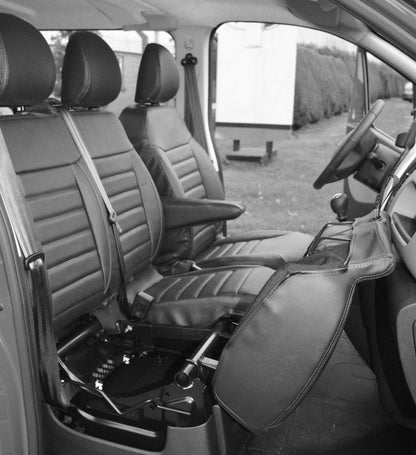 Leather Seat Covers – Black, 2+1 Seats, suitable for Renault Master and suitable for Opel Movano 2011–2020