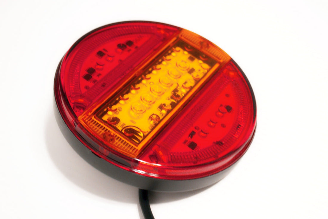 Slim LED Rear Hamburger Tail Light – 12/24V, 140 x 25 mm