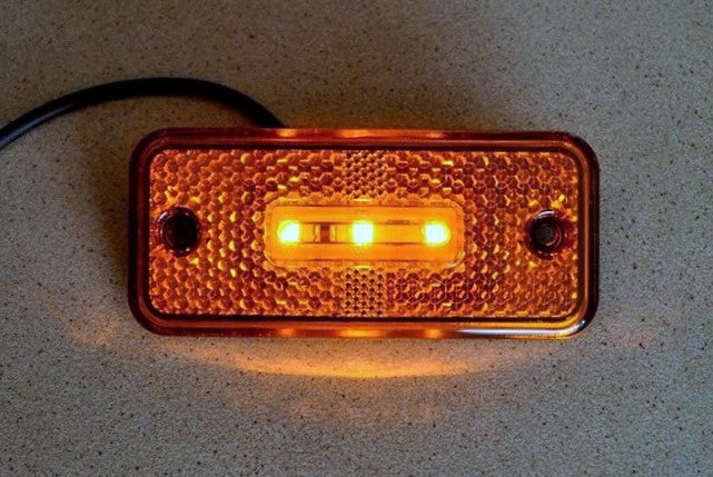 Feu de gabarit latéral suspendu à LED – Jaune 12V avec support en caoutchouc