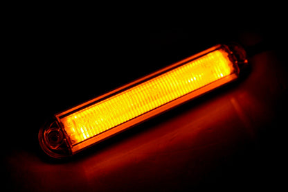 Feu de gabarit latéral LED slim, lentille jaune, 2 diodes LED, 12/24 V, 134×27×15 mm, entraxe de fixation 116 mm