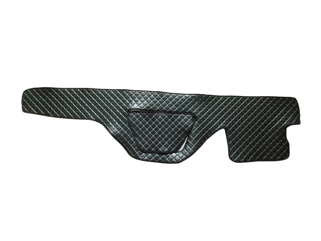 Tapis de tableau de bord – cuir synthétique (éco-cuir), noir avec surpiqûres vertes, adapté pour DAF XF 105 Euro 5 &amp; Euro 6 (2007+)