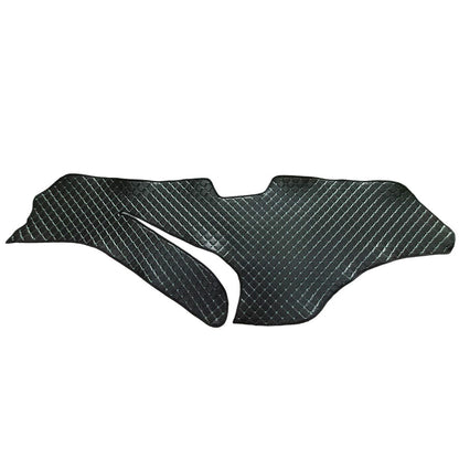 Tapis de tableau de bord noir en cuir synthétique (éco-cuir) – surpiqûres vertes, adapté pour DAF XF/XG/XG+, 2021+