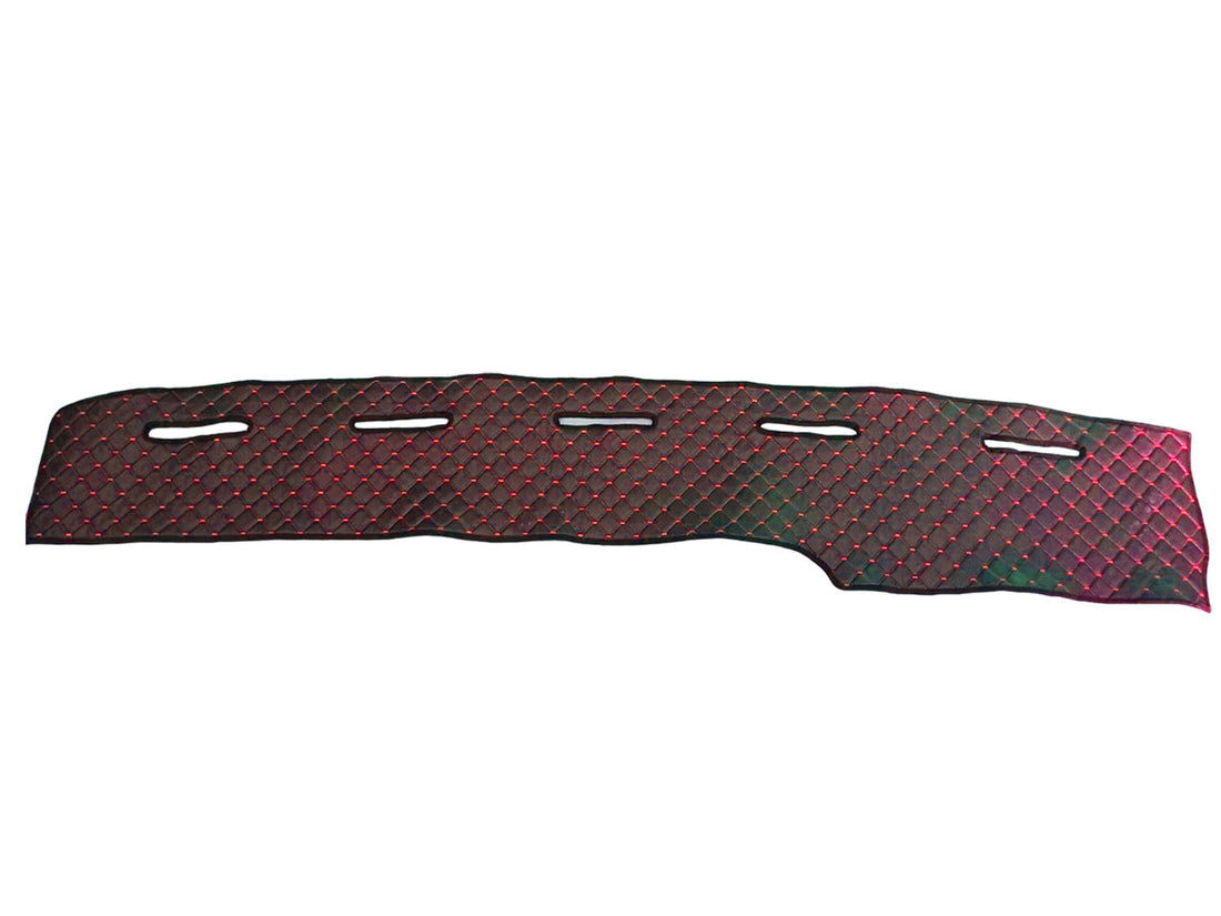 Schwarze Armaturenbrettmatte – Kunstleder (Eco-Leder), rote Ziernähte, geeignet für Mercedes Actros Euro 5