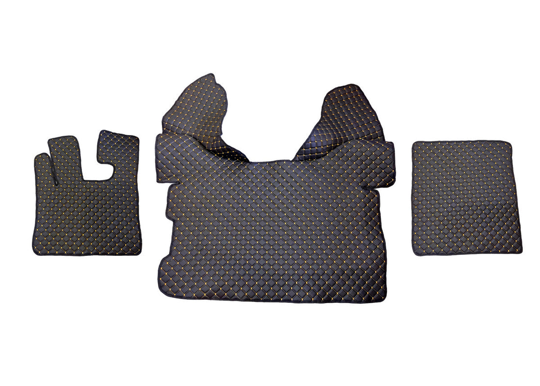 Tapis de sol en cuir – adaptés pour DAF XF 105 (2006–2013) et DAF XF 106 (2014–), boîte automatique avec Webasto, noir avec surpiqûres jaunes