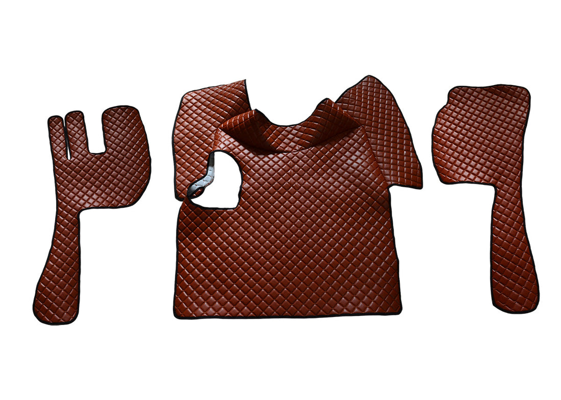 Кафяви подови стелки от изкуствена кожа (еко кожа) – подходящи за Volvo FH12/FH16 с ръчна скоростна кутия 2002–2012