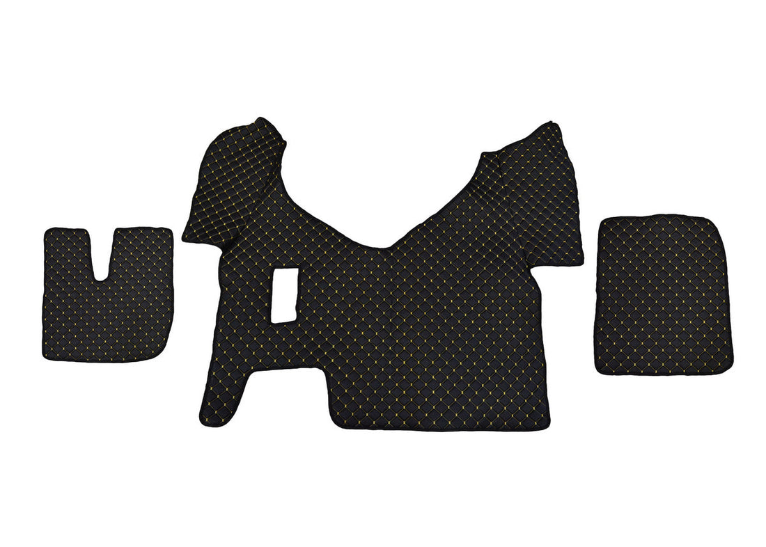 Μαύρα πατάκια δαπέδου από τεχνητό δέρμα (eco leather) με κίτρινη ραφή, κατάλληλο για Iveco Stralis Hi-Way χειροκίνητο 2013–2016