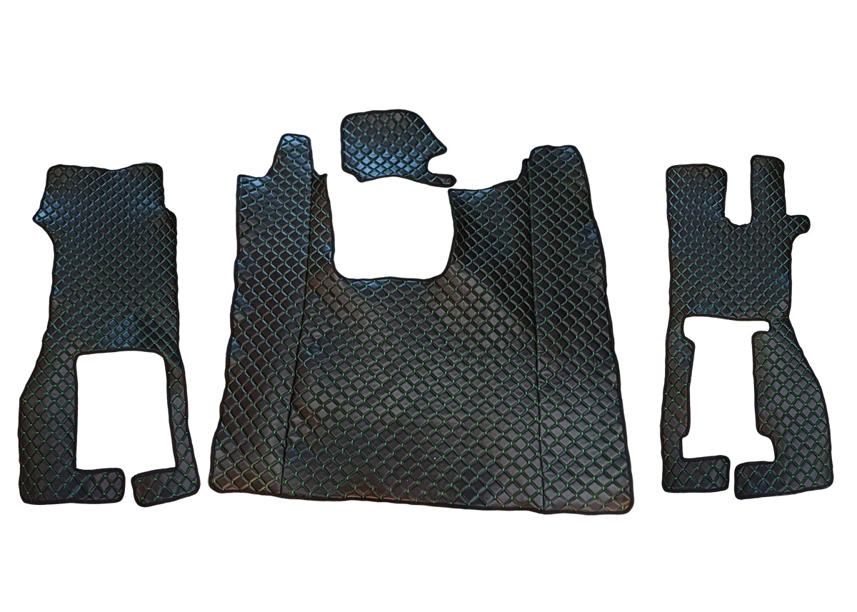 Jeu de tapis de sol en cuir synthétique (éco-cuir) – adapté pour Scania R avec siège passager rabattable, noir avec surpiqûres vertes, 2016–