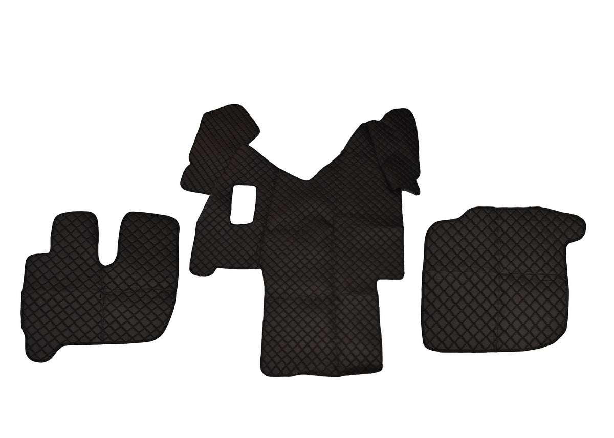 Черни подови стелки от изкуствена кожа (еко кожа) – подходящи за Iveco Stralis с ръчна скоростна кутия