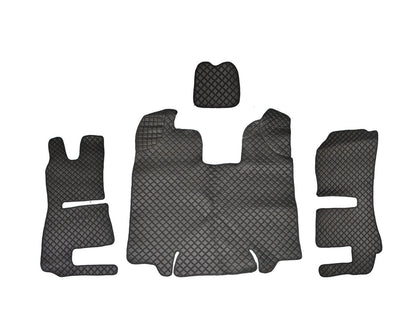 Черни подови стелки от изкуствена кожа (еко кожа) – подходящ за Scania R, въздушно окачени седалки, 2013–2016