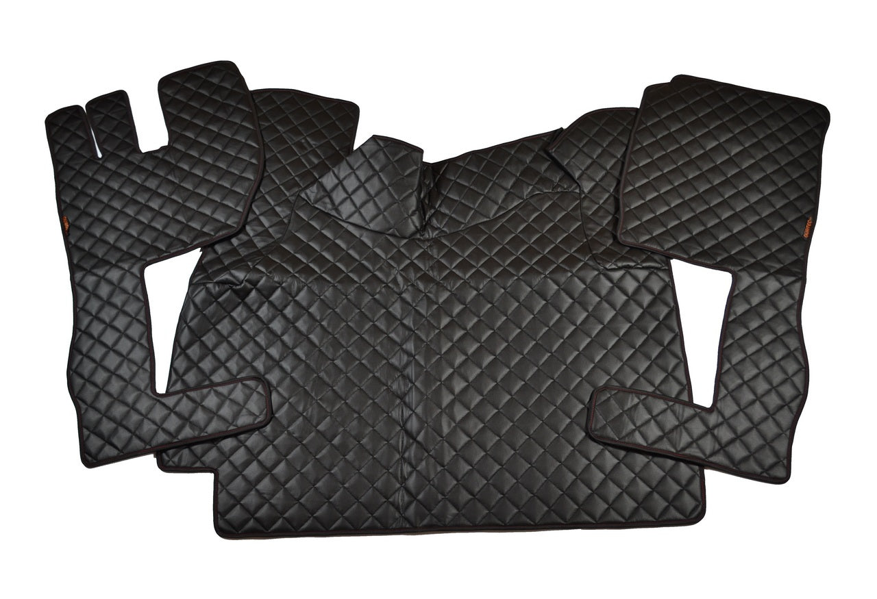 Tapis de sol en cuir synthétique (éco-cuir) noir – adapté pour Volvo FH 2009–2013