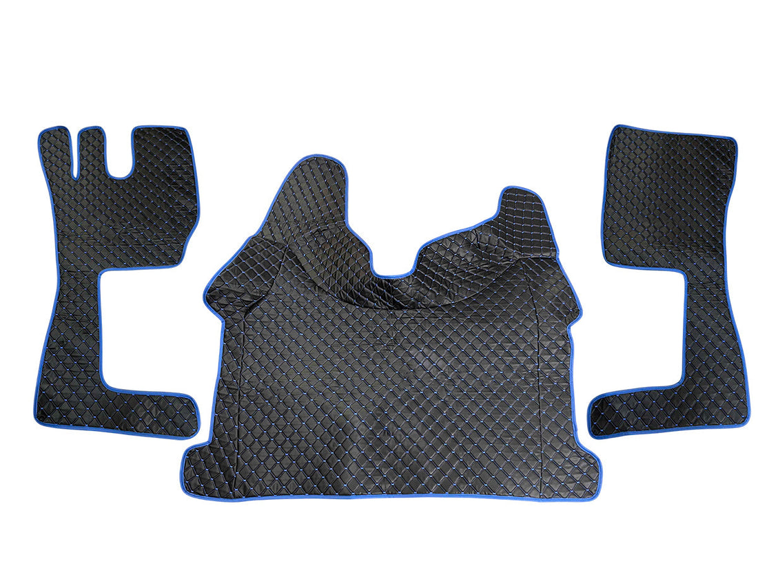 Tapis de sol en cuir synthétique (éco-cuir) noir – adapté pour Volvo FH 2013+, surpiqûres bleues