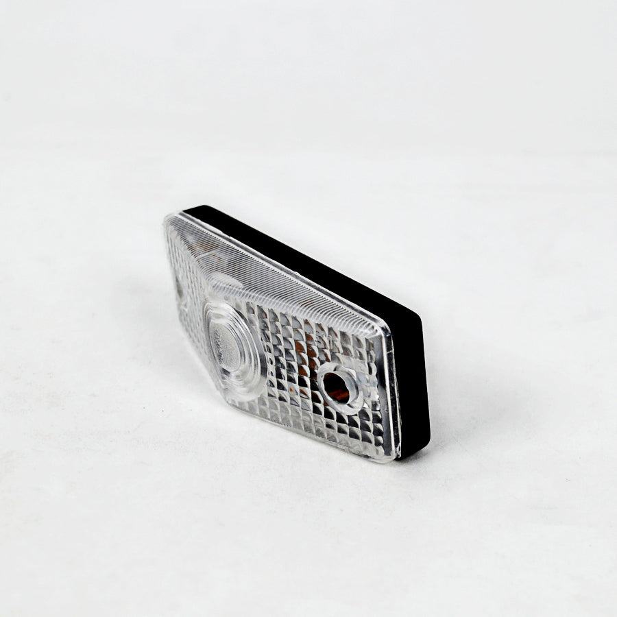 Feu de position latéral blanc – Ampoule 12/24 V, 95 x 35 x 27 mm, entraxe de fixation 52 mm