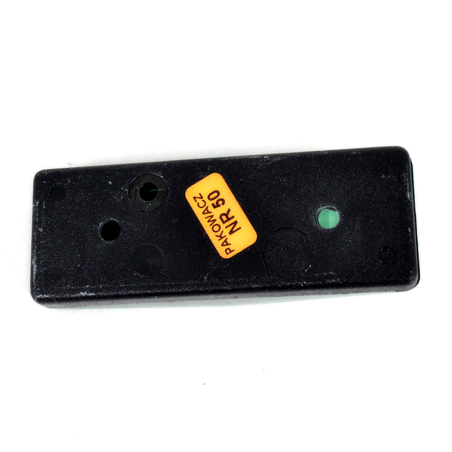 Feu de gabarit vert 12/24 V à ampoule 95×35×27 mm entraxe 52 mm