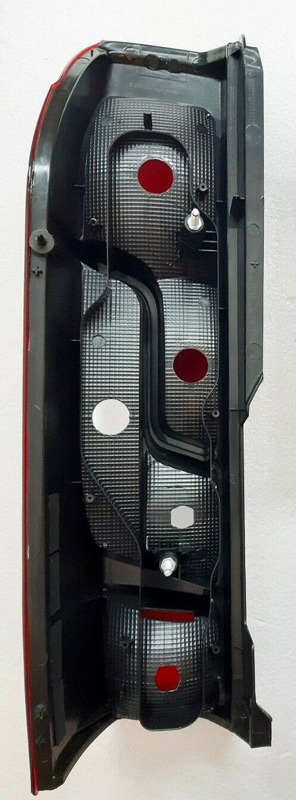 Десен заден стоп – подходящ за Peugeot Boxer, Citroën Jumper, Fiat Ducato Maxi 2013+