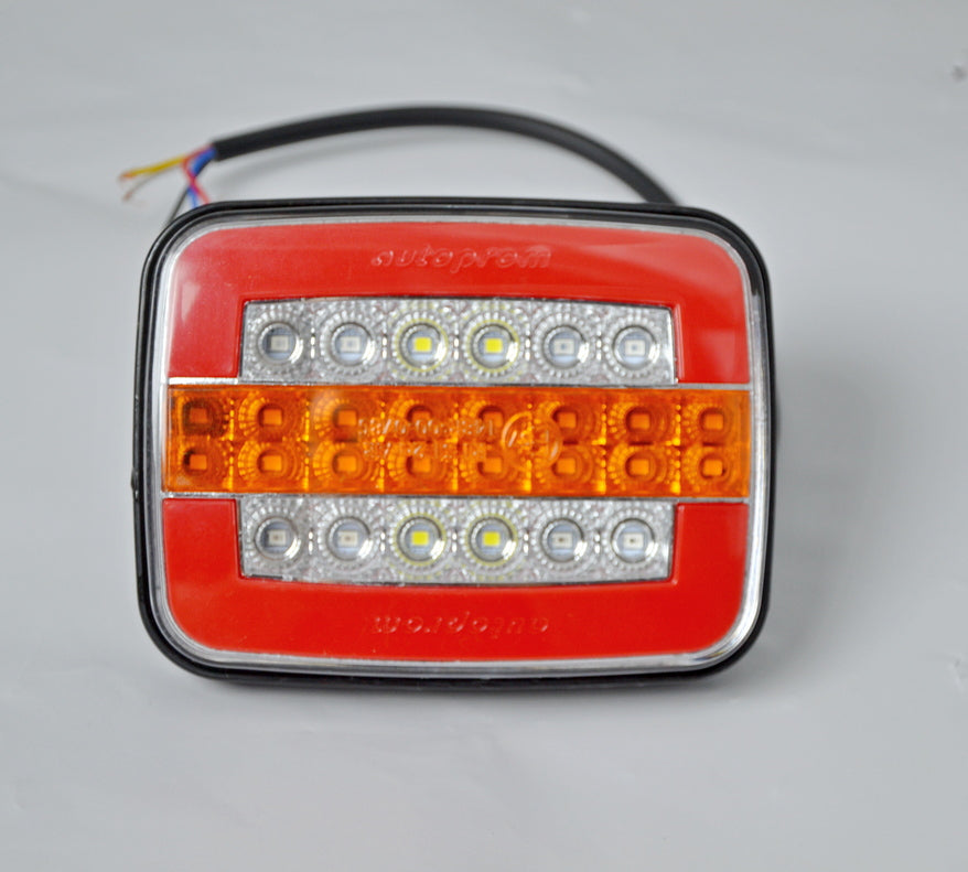 Kleine LED-Heckleuchte – 12V, 120×95×35 mm, Brems-, Schluss-, Rückfahr- und Blinkleuchte
