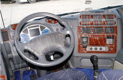 Σετ αυτοκόλλητων διακόσμησης ταμπλό σιλικόνης σε απόχρωση μαόνι – κατάλληλο για Iveco Stralis 2002–2013, 73 τεμάχια