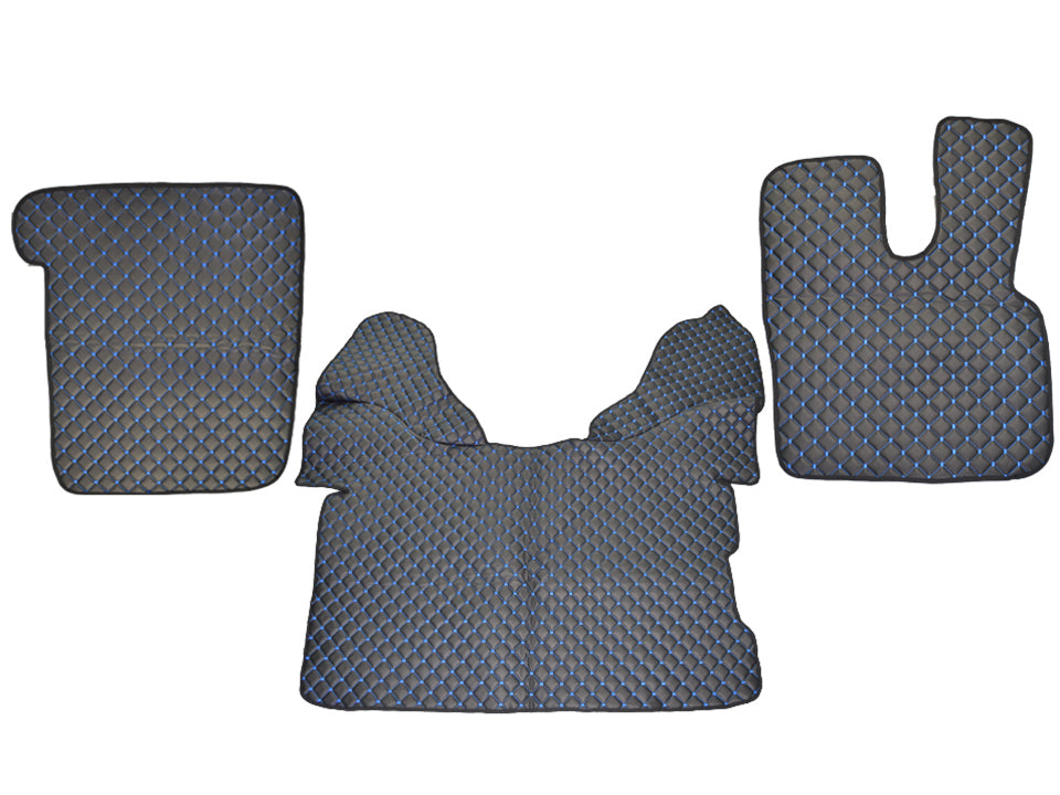 Tapis de sol en cuir synthétique (éco-cuir) noir – adapté pour DAF XF 106, volant à droite, surpiqûres bleues, 2015+