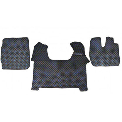 Tapis de sol en cuir synthétique (éco-cuir) pour conduite à droite – adapté pour Iveco Stralis S-Way, noir avec surpiqûres bleues, à partir de 2019