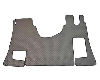 Tapis de sol gris en cuir synthétique (éco-cuir) – adapté pour Mercedes Actros MP4, volant à droite, 2011–2019