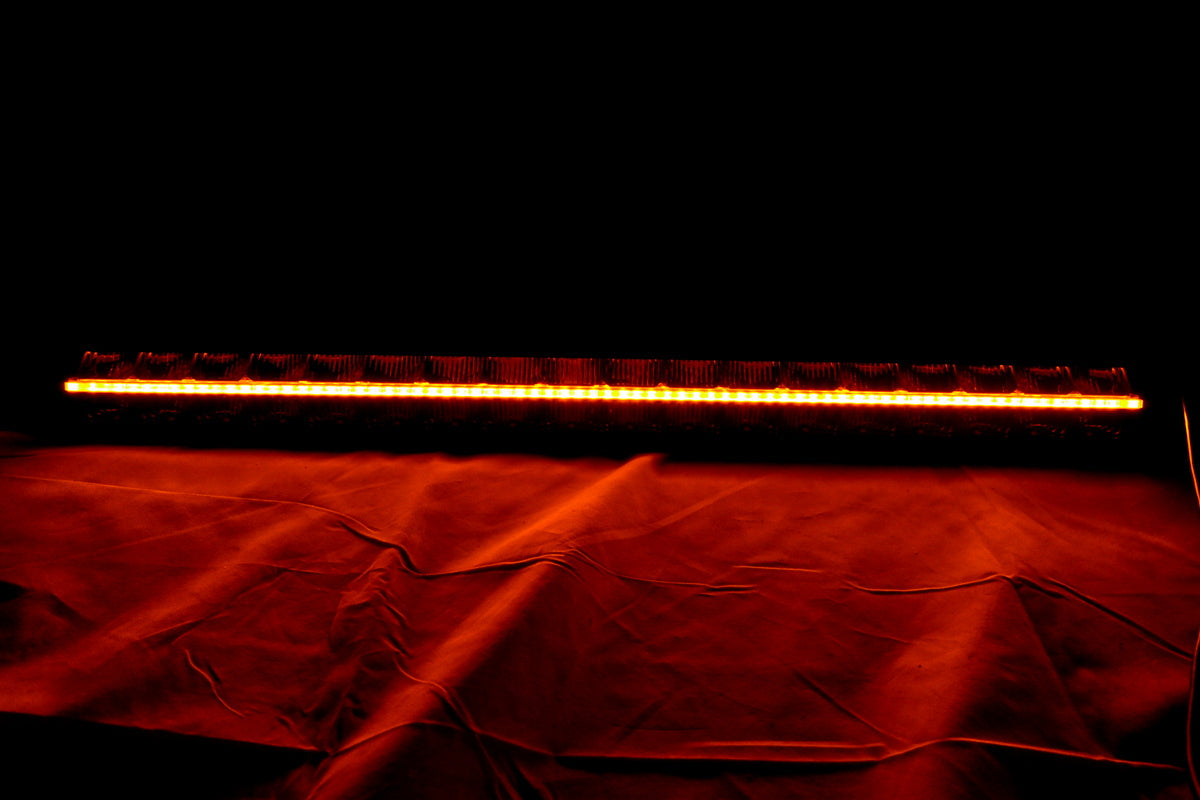 Barre lumineuse LED 81 cm, 3 fonctions, faisceau spot blanc, DRL blanc/ambre, E-Mark, 10–30 V, 140 W, IP67/IP69K