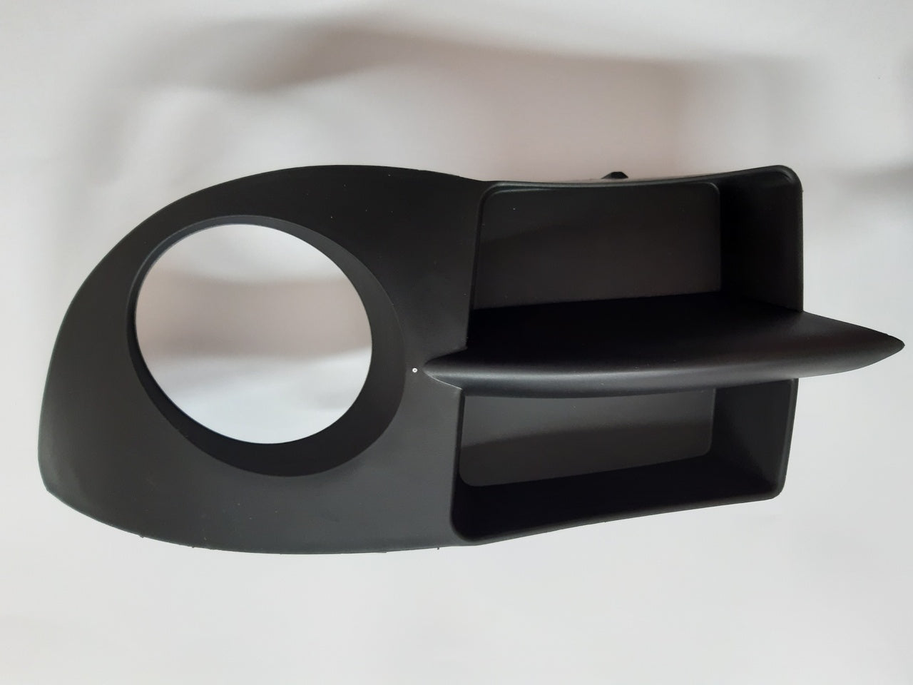 Капак за халоген с отвор – подходящ за Renault Clio 2005–2008, ABS пластмаса