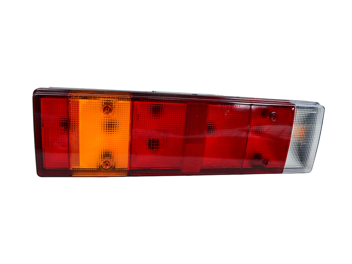 Jeu universel de feux arrière combinés avec câble, 470 × 130 × 85 mm, entraxe de fixation 152 mm