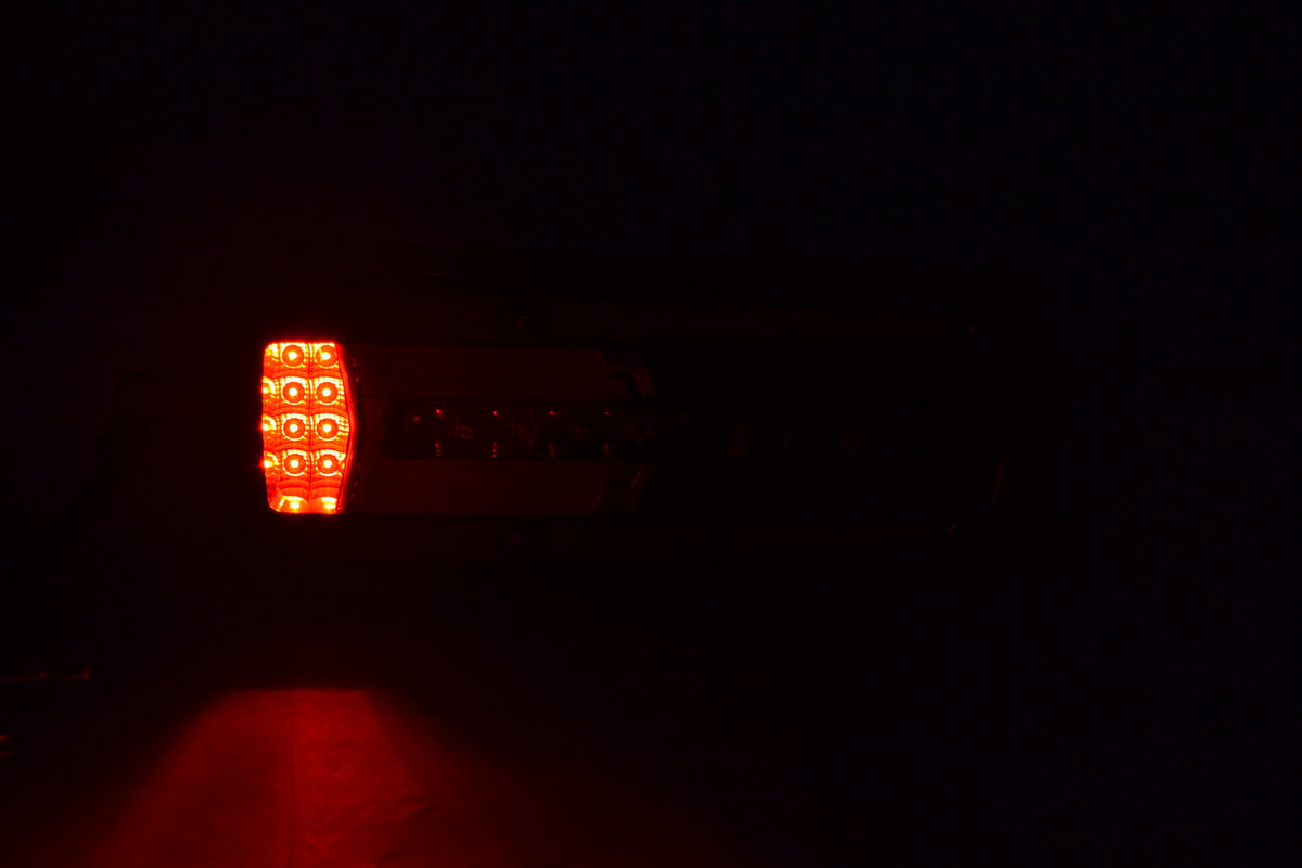 Десен LED комбиниран заден фар – подходящ за MAN TGX Euro 6, 24V, 400×160×90 mm