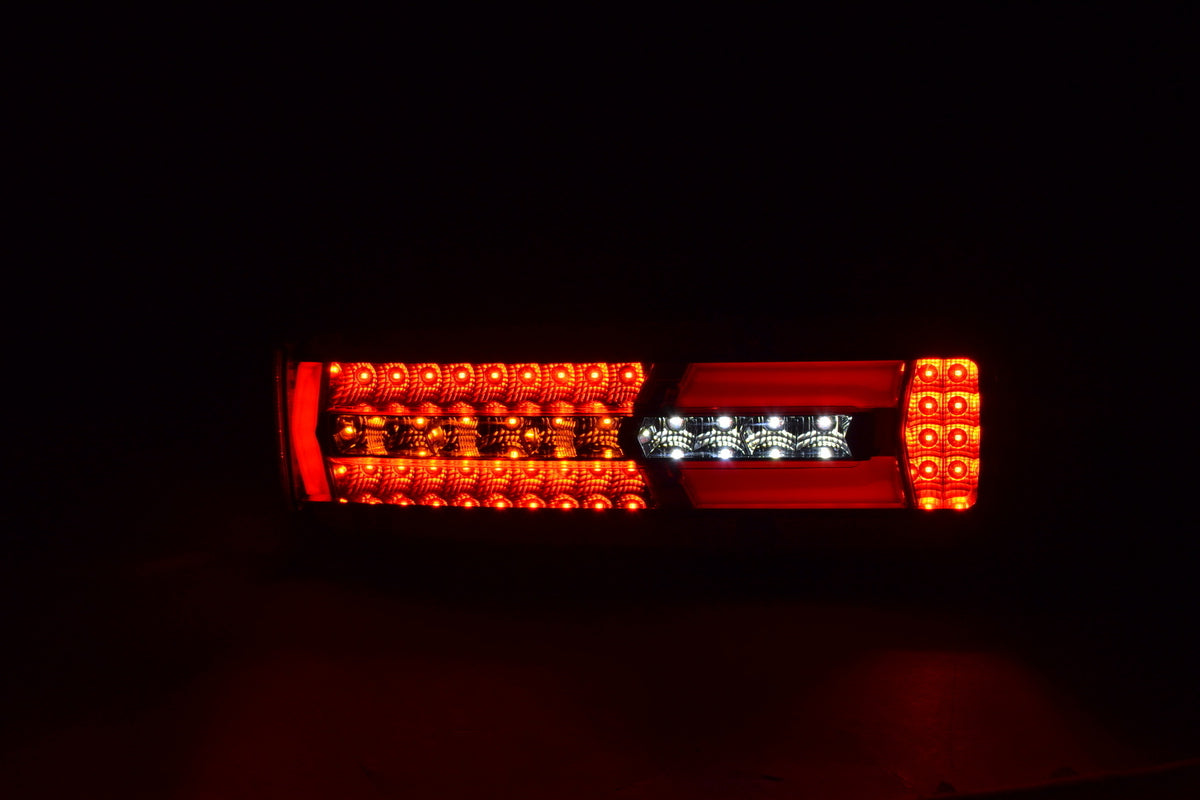 Αριστερό πίσω φανάρι LED με φως πινακίδας – 24 V, 400 x 160 x 90 mm, κατάλληλο για MAN TGX Euro 6