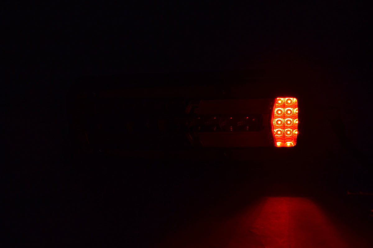 Αριστερό πίσω φανάρι LED με φως πινακίδας – 24 V, 400 x 160 x 90 mm, κατάλληλο για MAN TGX Euro 6