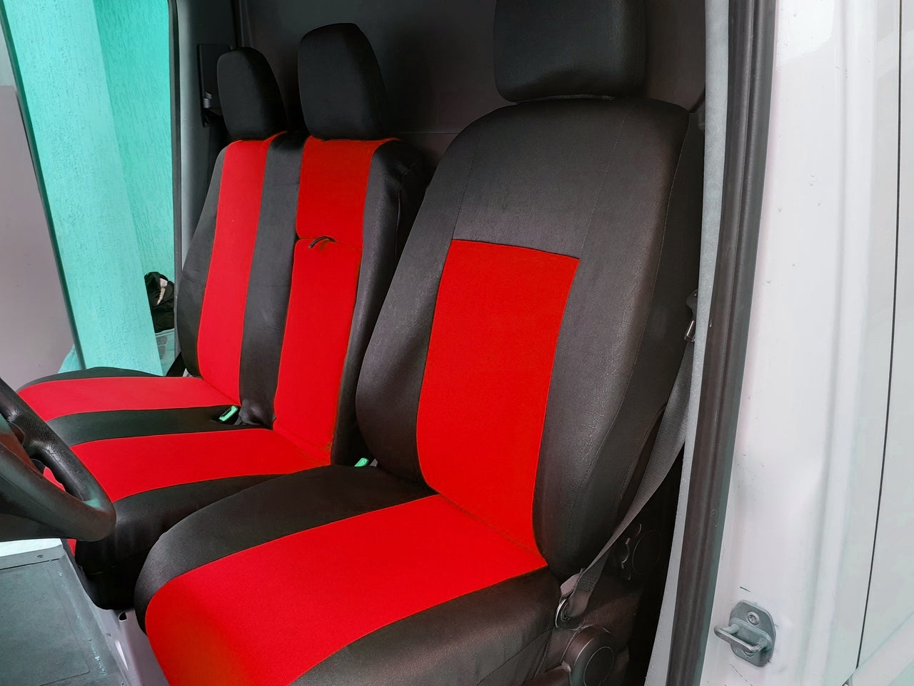Jeu de housses de siège adapté pour Mercedes Sprinter – 3 pièces, 2006–2018, tissu noir et rouge