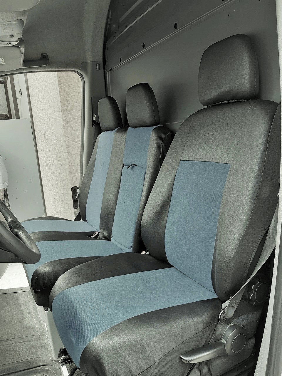 Seat Cover Set, Suitable for Mercedes Sprinter – 2+1 Seats, 2006–2018, Black/Grey Fabric