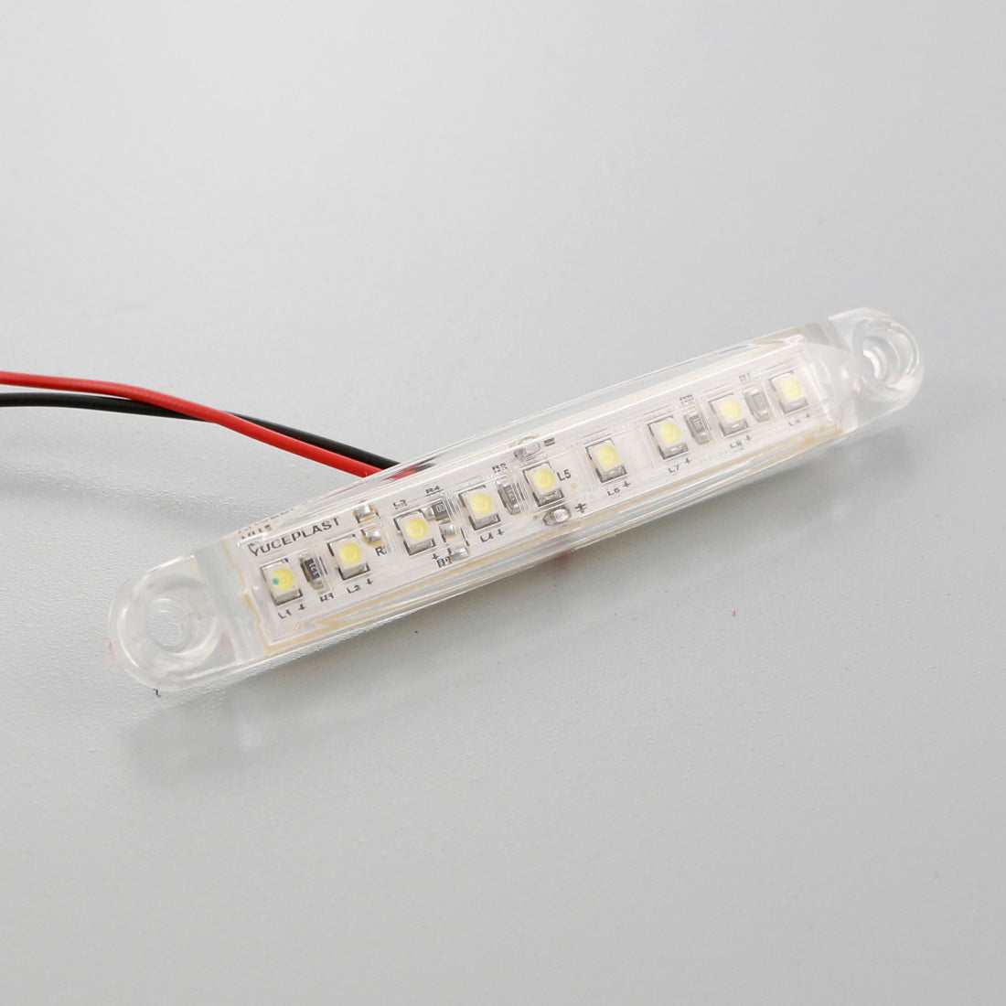 Бял LED габаритен маркер, 24V, 9 LED диода, 100 × 15 × 10 mm