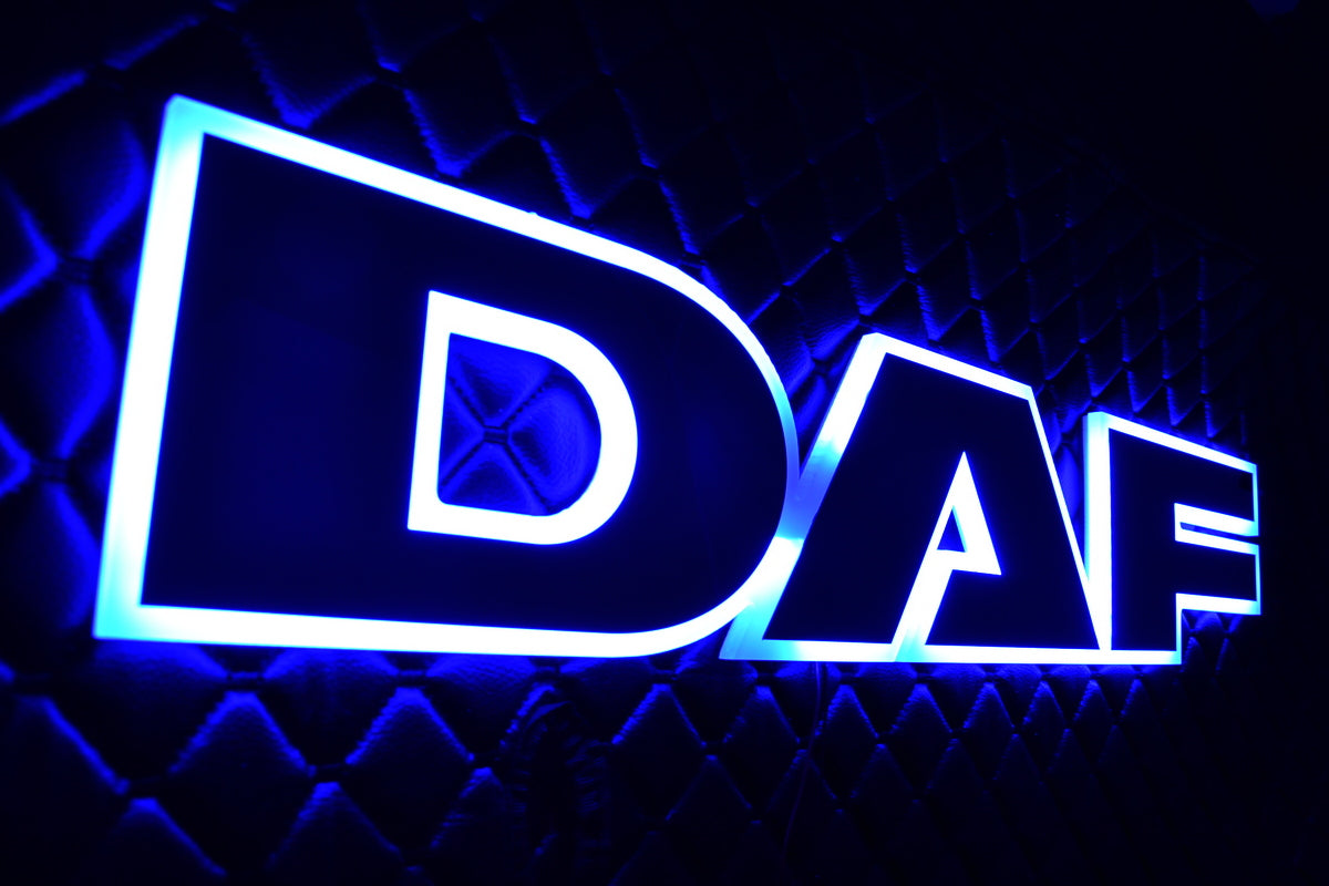 Illuminated Grille Sign Suitable for DAF Trucks – Blue Light, 24V, 68 x 13 x 2 cm